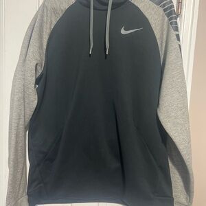 Nike Black and Gray Raglan Sweatshirt